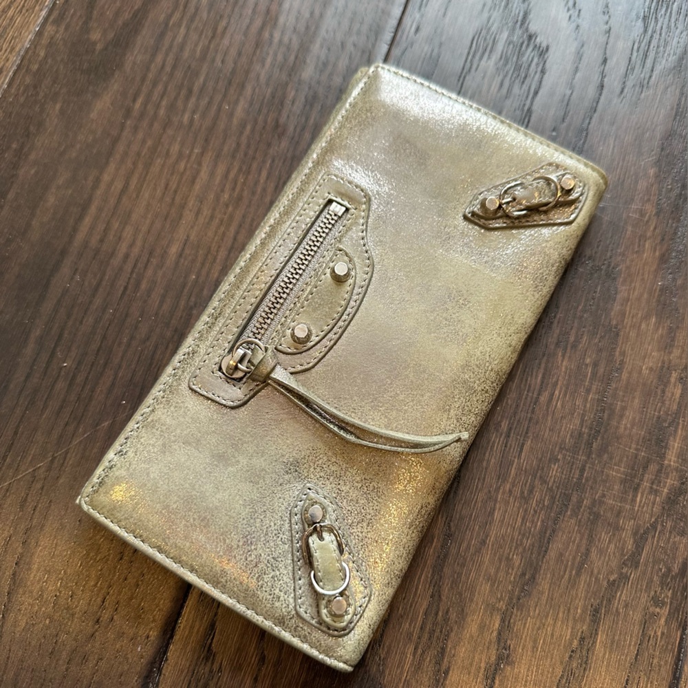Balenciaga Shimmer Leather Milkyway Papier Flap Long 
Wallet - Picture 3 of 15